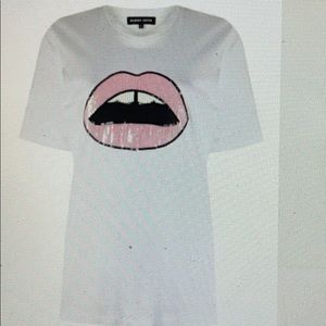 Markus Lupfer iconic sequinned lip T shirt